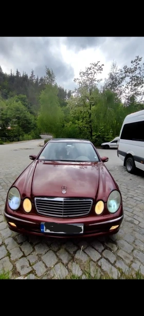 Mercedes-Benz E 270, снимка 2