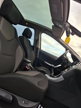 Peugeot 308 2.0HDI* (140кс)* FACELIFТ* NAVI* PANORAMA* *  - 3250 € / 6356.45 лв. - 13910959 16