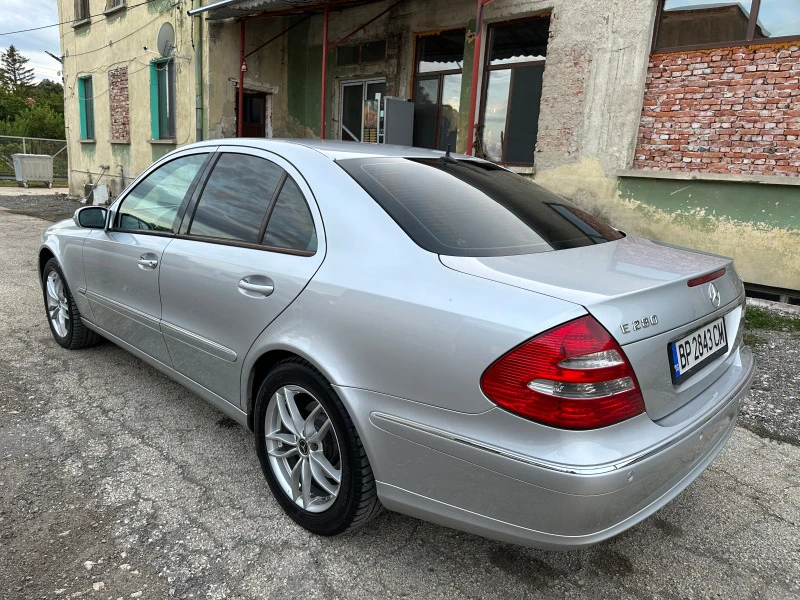 Mercedes-Benz E 280 ELEGANCE, снимка 4 - Автомобили и джипове - 44458759