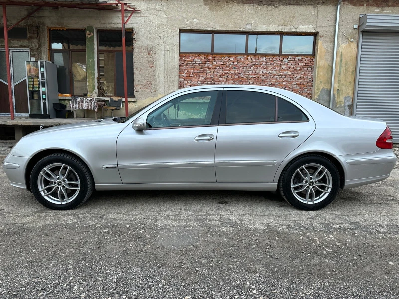 Mercedes-Benz E 280 ELEGANCE, снимка 3 - Автомобили и джипове - 44458759