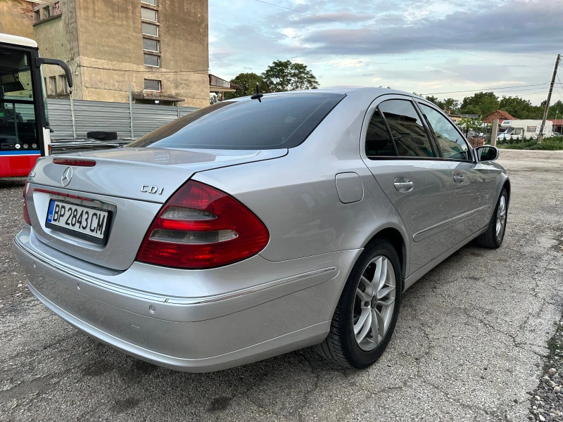 Mercedes-Benz E 280 ELEGANCE, снимка 6 - Автомобили и джипове - 44458759