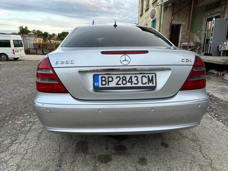 Mercedes-Benz E 280 ELEGANCE, снимка 5 - Автомобили и джипове - 44458759