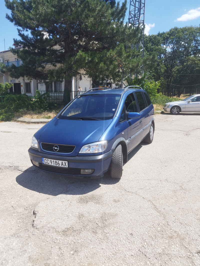 Opel Zafira 1.6, снимка 10 - Автомобили и джипове - 46418436