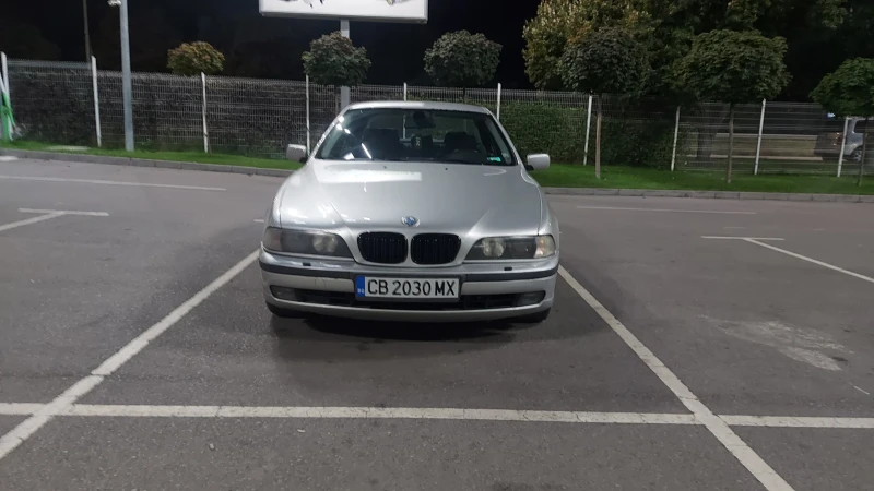 BMW 530 Ръчка, снимка 8 - Автомобили и джипове - 47514864