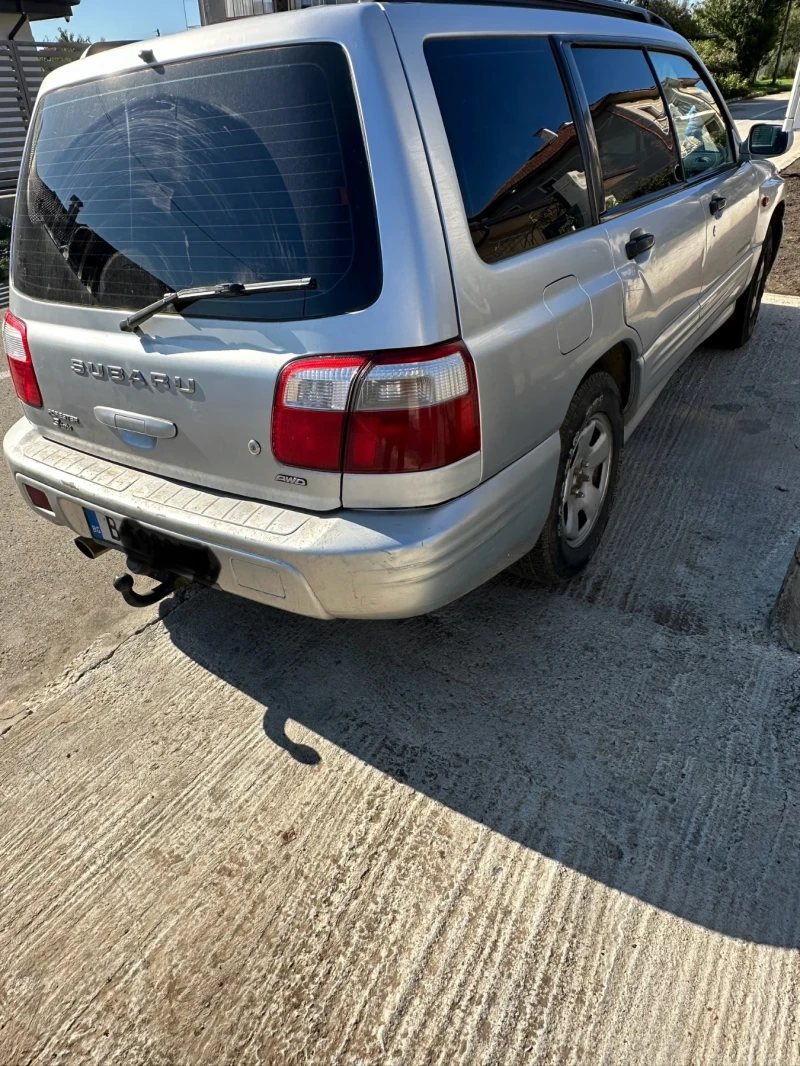 Subaru Forester 2.0 S-turbo 177к.с., снимка 4 - Автомобили и джипове - 47531734