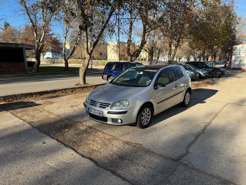 VW Golf 5, снимка 2 - Автомобили и джипове - 48494754