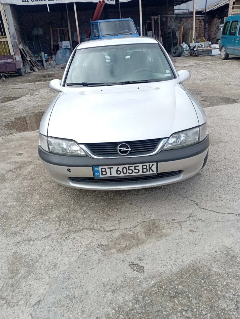 Opel Vectra 1.6 бензин/газ, снимка 2 - Автомобили и джипове - 48332817