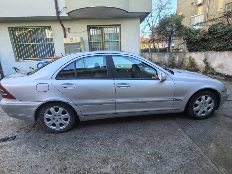 Mercedes-Benz C 220 CDI, снимка 5 - Автомобили и джипове - 48368820