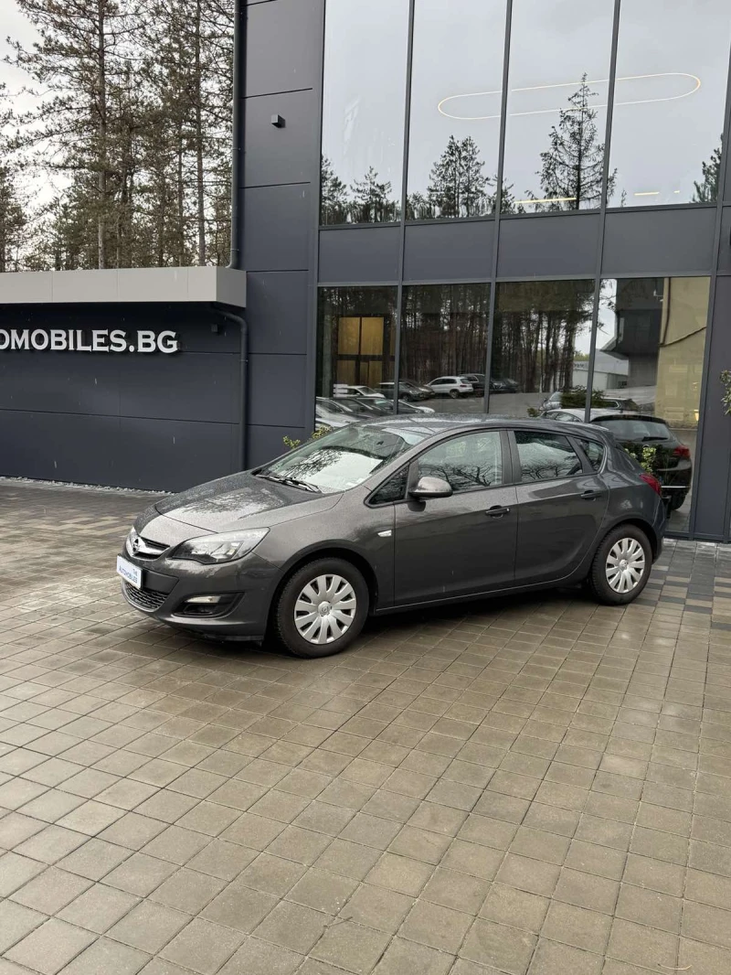 Opel Astra, снимка 3 - Автомобили и джипове - 49528797