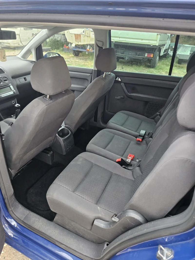 VW Touran 1.4 TFSI , снимка 7 - Автомобили и джипове - 51209289