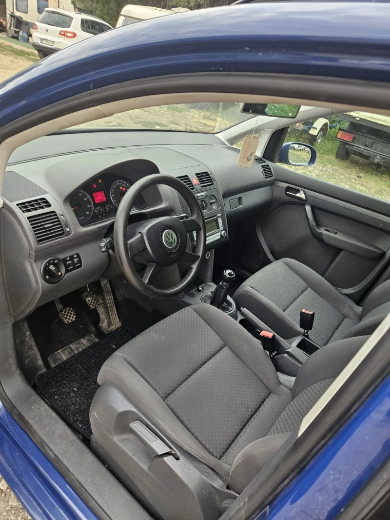 VW Touran 1.4 TFSI , снимка 5 - Автомобили и джипове - 51209289