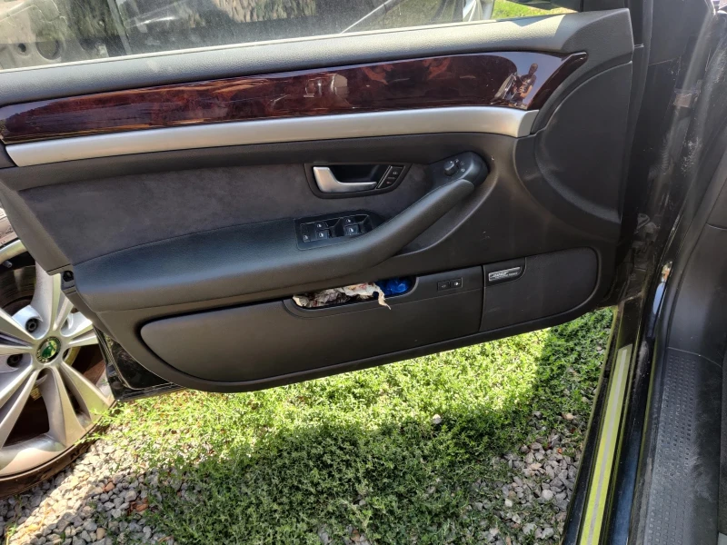 Audi A8 4.2, снимка 10 - Автомобили и джипове - 51146702