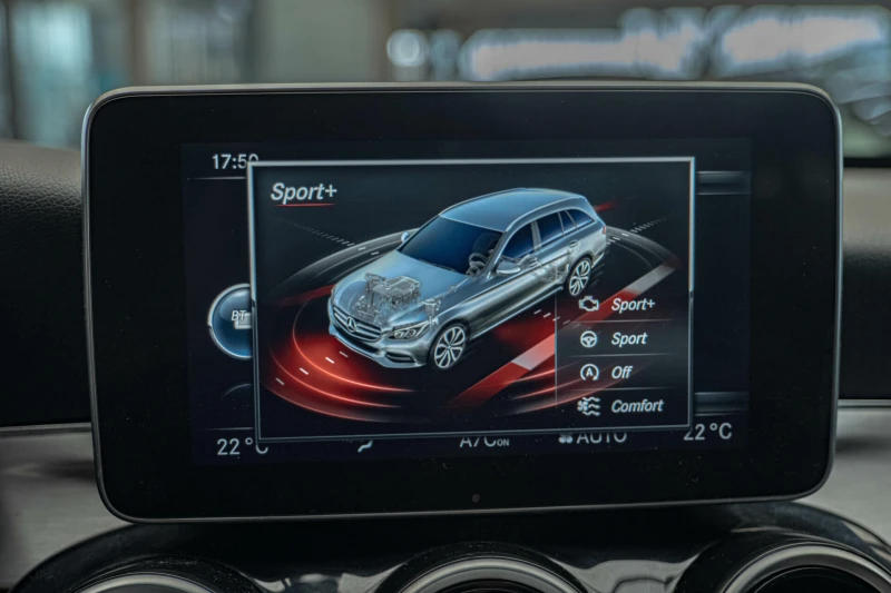 Mercedes-Benz C 250 CDI/BlueTEC/4MATIC/AMG/7G/Панорама, снимка 11 - Автомобили и джипове - 51279222