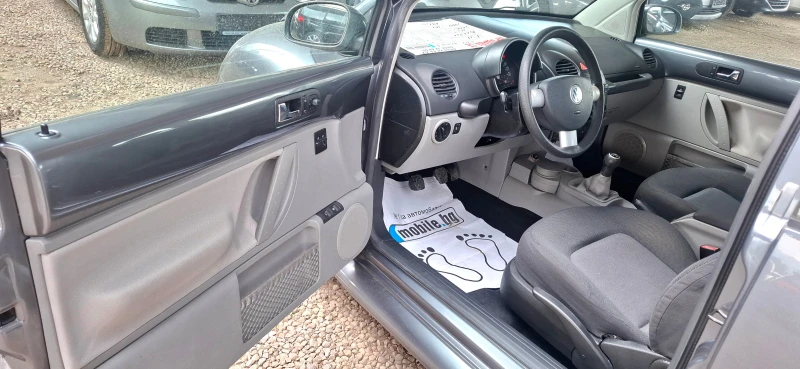 VW Beetle 101к.с. СЕРВ. ДОК., снимка 11 - Автомобили и джипове - 51452904