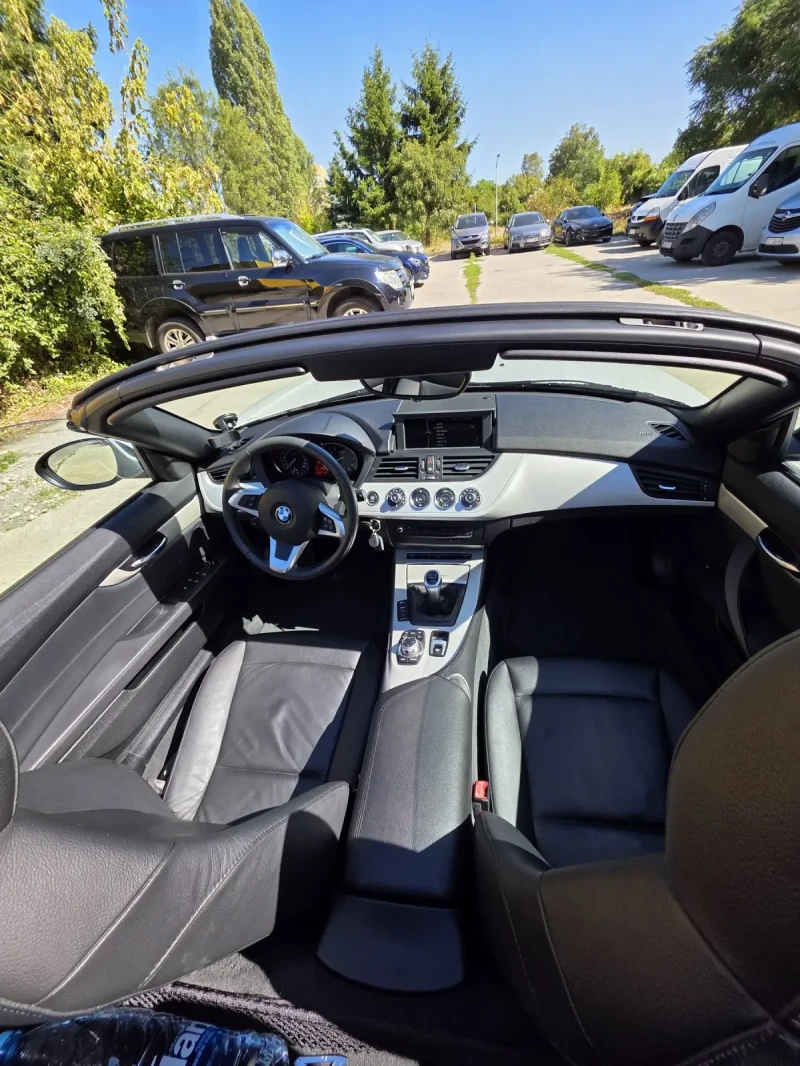 BMW Z4 sDrive23i, снимка 14 - Автомобили и джипове - 52544159