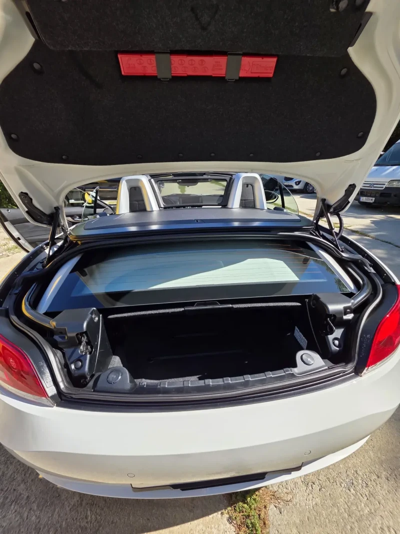 BMW Z4 sDrive23i, снимка 17 - Автомобили и джипове - 52544159