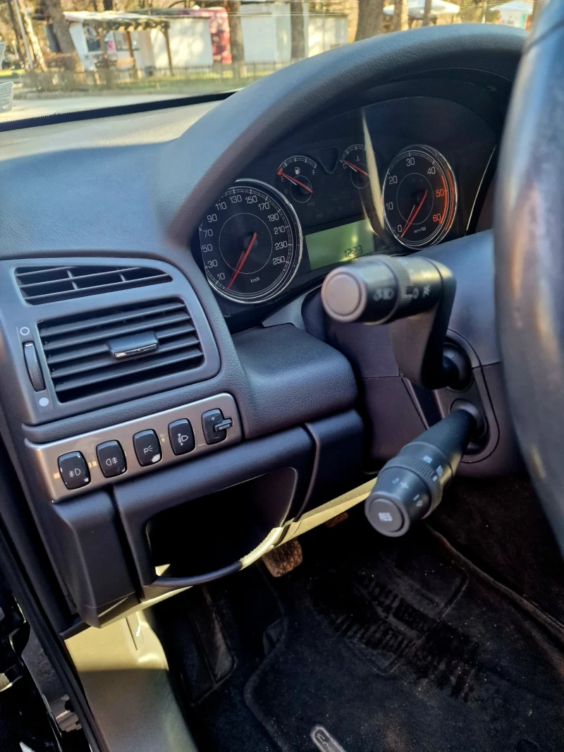 Fiat Croma 1.9 JTD 150 к.с. (БАРТЕР), снимка 9 - Автомобили и джипове - 53000366