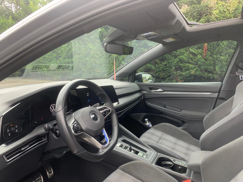 VW Golf 8 GTE DSG6 Toit ouvrant   245ch Hybride Rechargeab, снимка 9 - Автомобили и джипове - 53404338