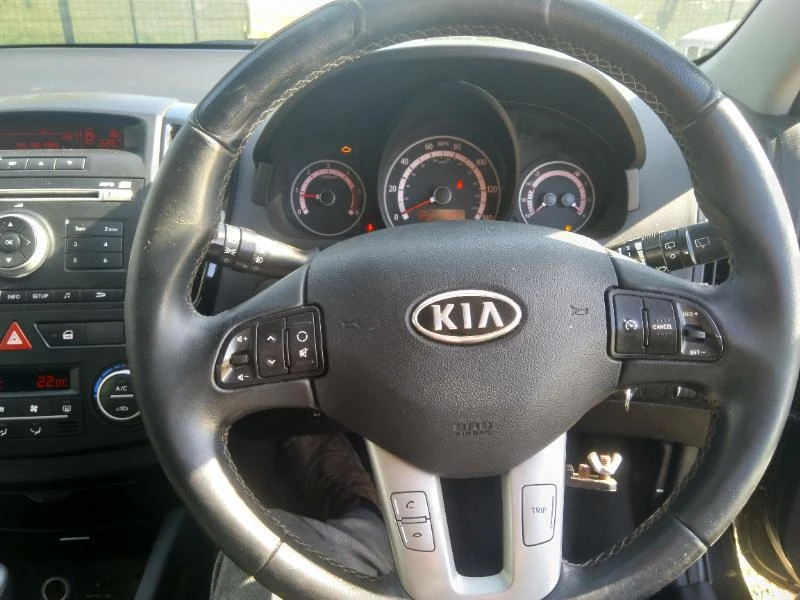 Kia Ceed 1.6CRDI , 2.0CRDI автоматик, снимка 5 - Автомобили и джипове - 30617820