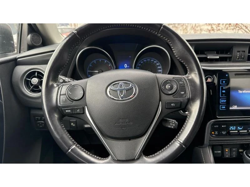 Toyota Auris 1.2P Luna, снимка 13 - Автомобили и джипове - 48611858