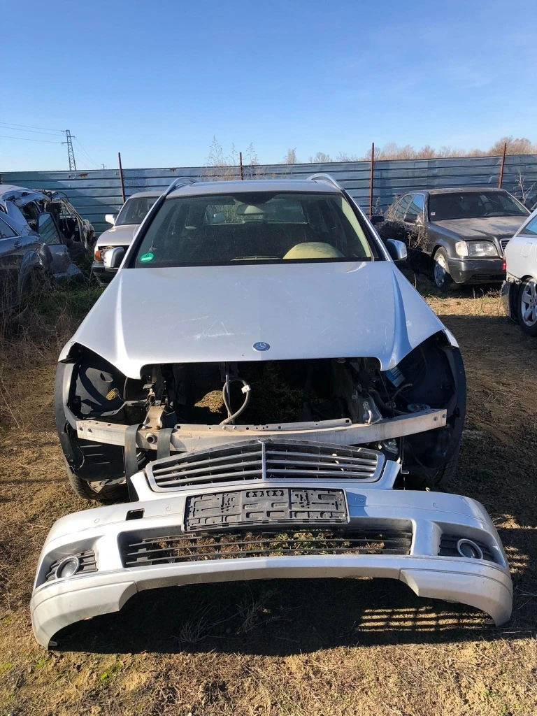 Mercedes-Benz C 200, снимка 1 - Автомобили и джипове - 49026122