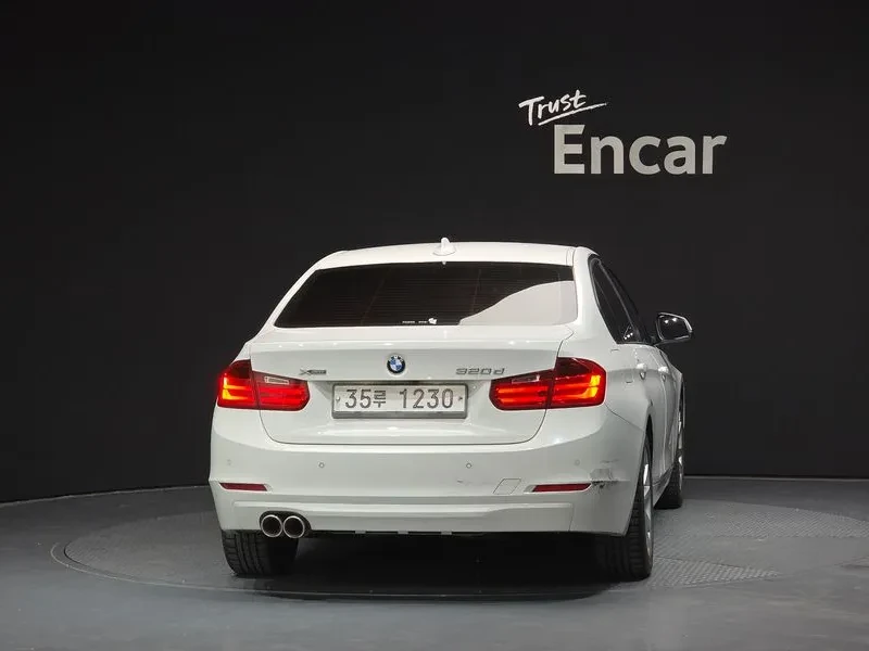 BMW 320 D xDrive, снимка 4 - Автомобили и джипове - 53508924