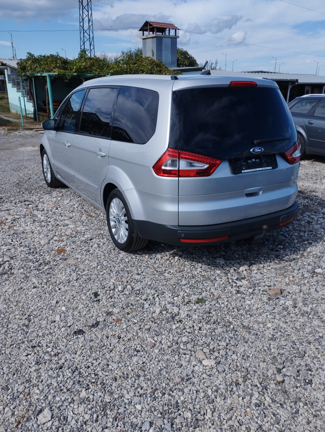 Ford Galaxy 2.0 - изображение 3