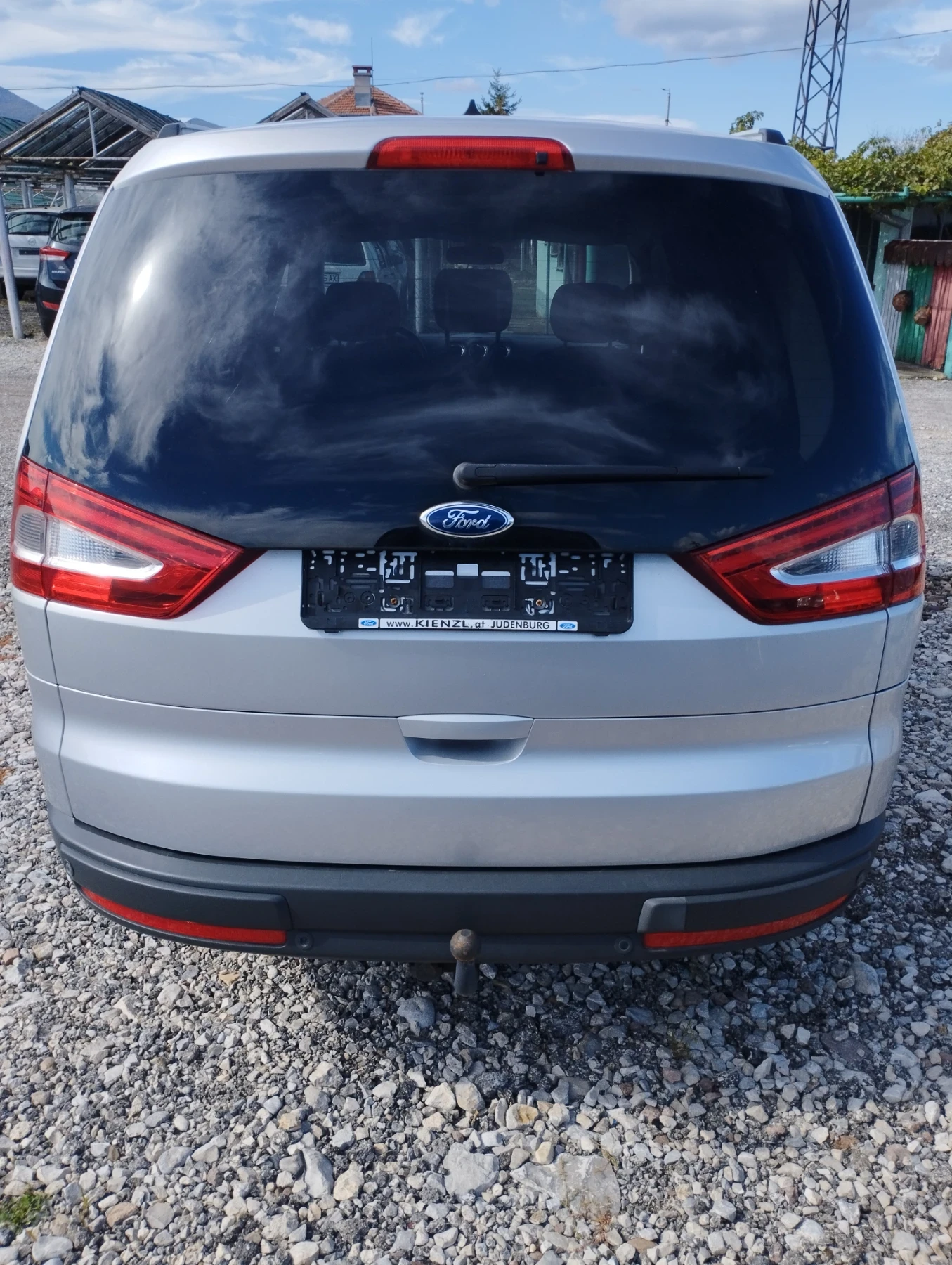 Ford Galaxy 2.0 - изображение 2