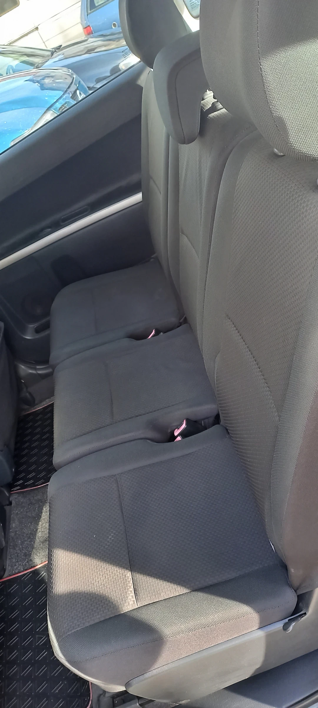 Toyota Corolla verso  - изображение 2