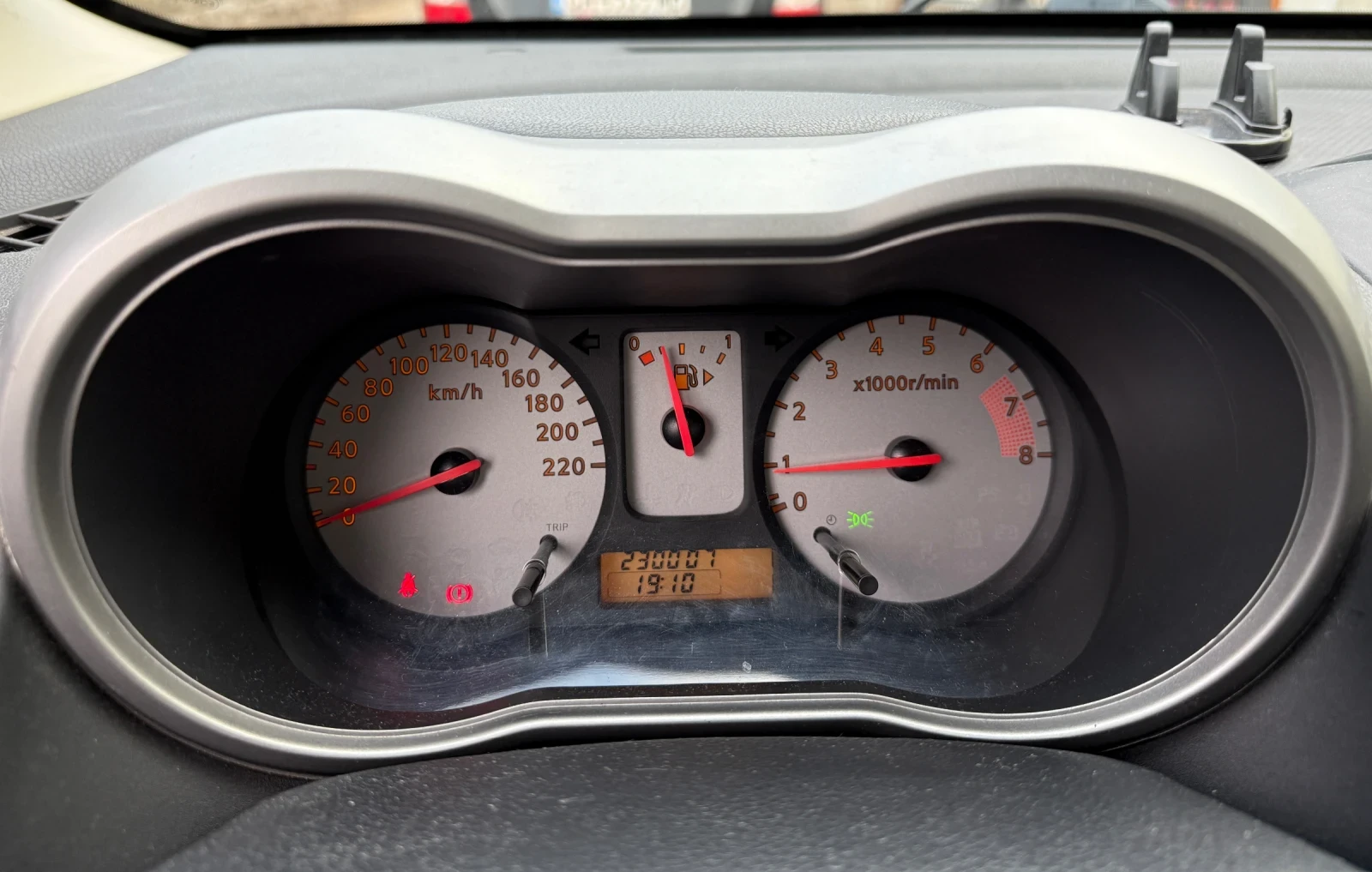 Nissan Note 1.4 - изображение 9