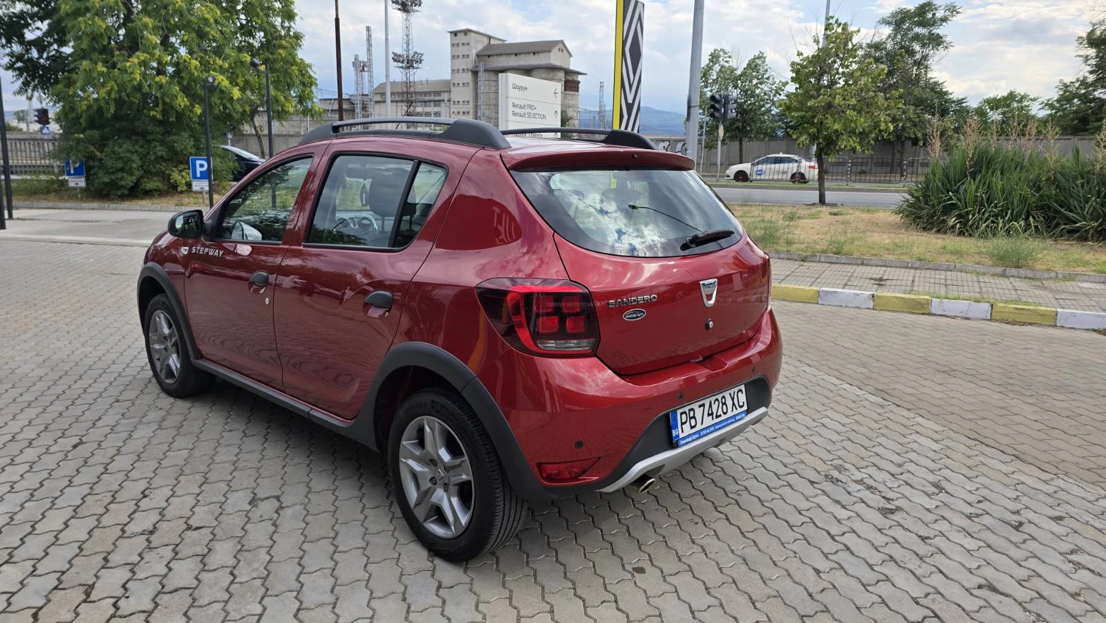 Dacia Sandero  - изображение 5