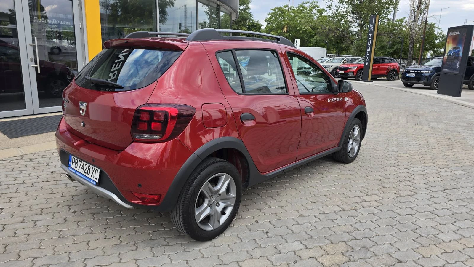 Dacia Sandero  - изображение 6