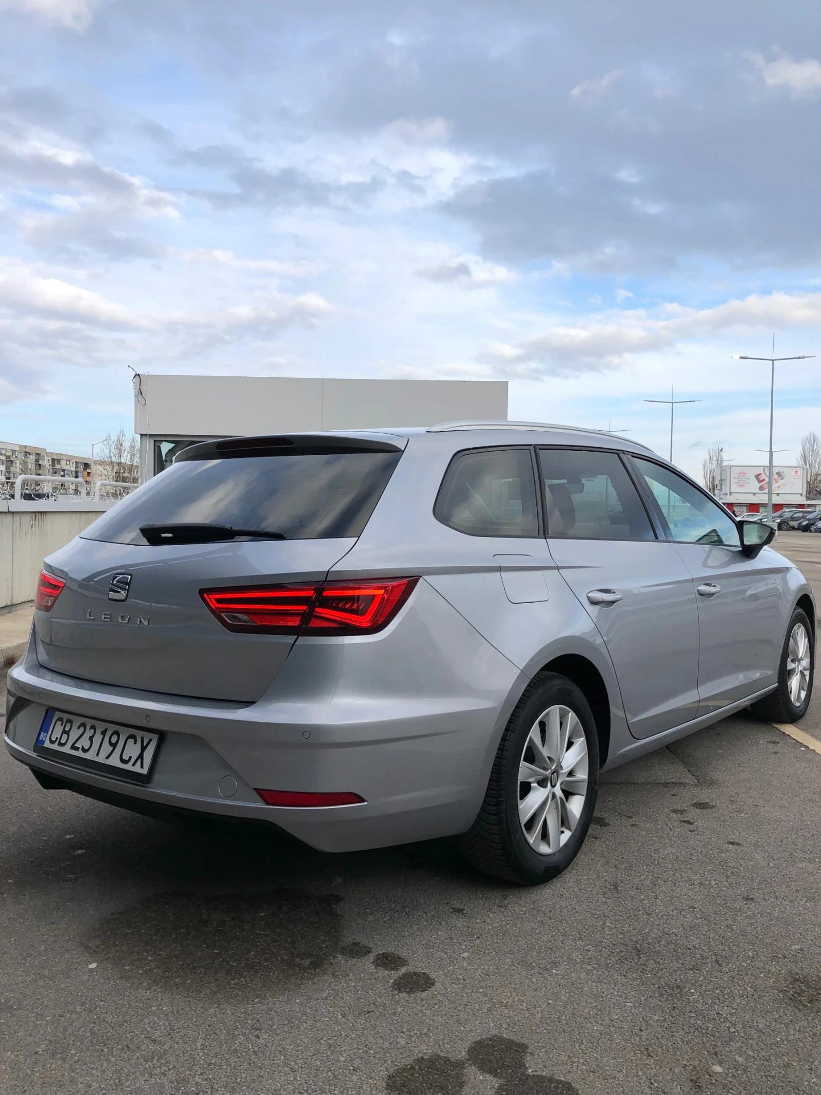 Seat Leon 1.6Дизел, 116к.с. - изображение 3