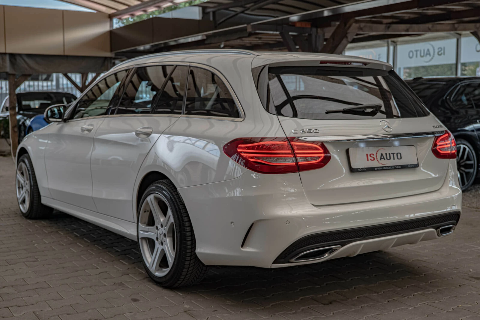 Mercedes-Benz C 250 CDI/BlueTEC/4MATIC/AMG/7G/Панорама - изображение 6