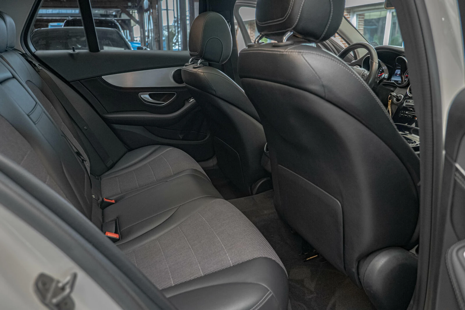 Mercedes-Benz C 250 CDI/BlueTEC/4MATIC/AMG/7G/Панорама - изображение 8