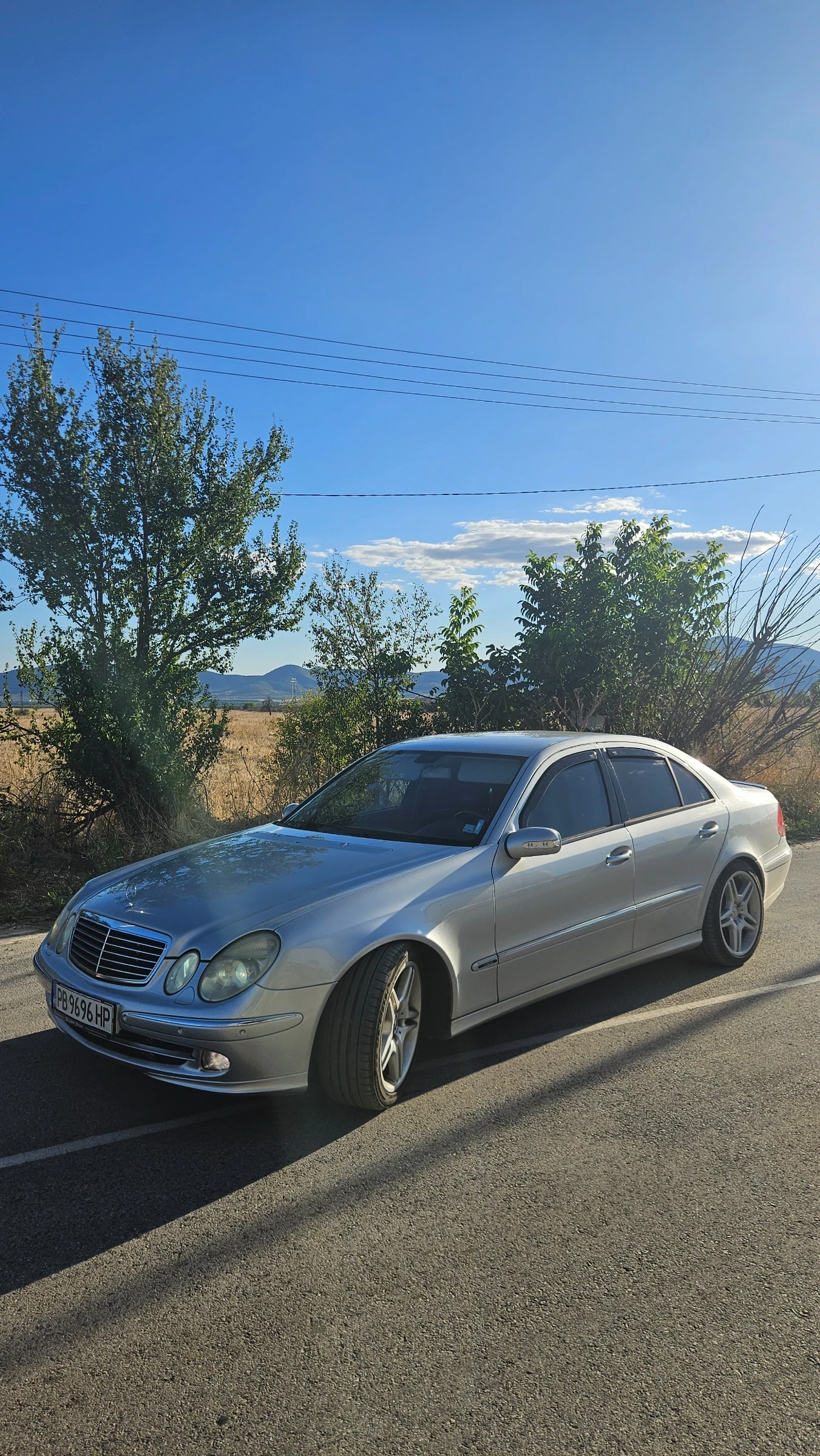 Mercedes-Benz E 320  - изображение 3