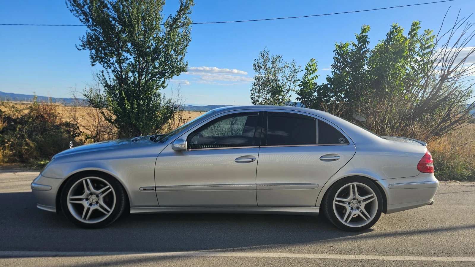 Mercedes-Benz E 320  - изображение 9