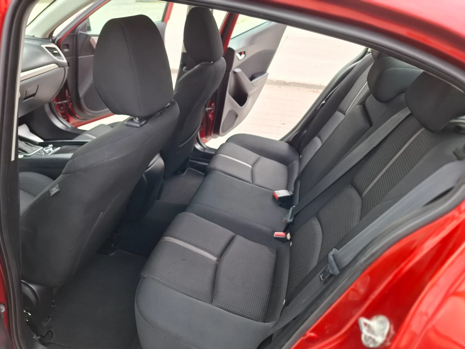 Mazda 3  - изображение 10