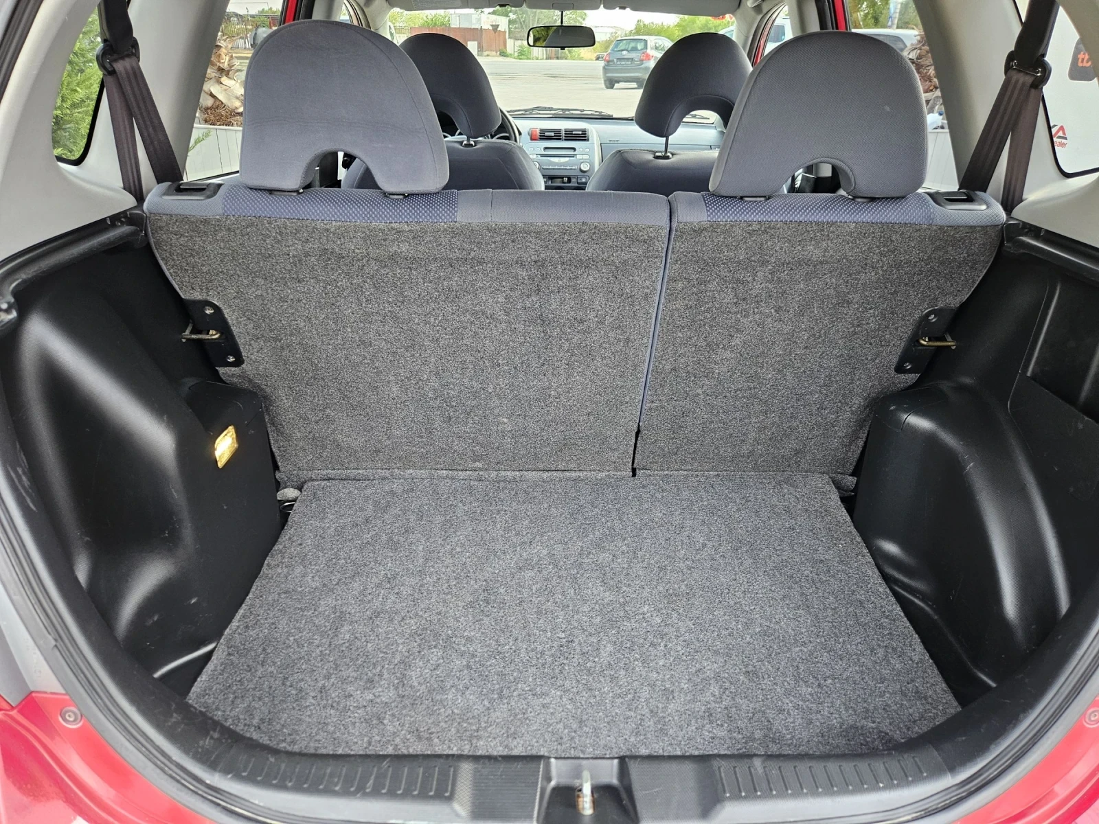 Honda Jazz 1.3i-83кс= АВТОМАТ= КЛИМАТИК= ВСИЧКО ПЛАТЕНО  - изображение 10