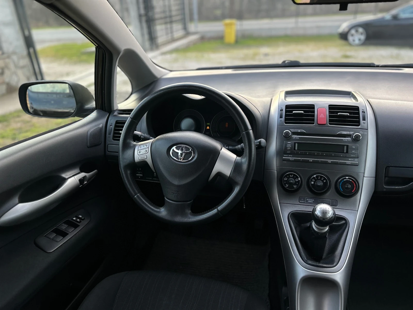 Toyota Auris 2.0 D4D | Mobile.bg � ����������� 8
