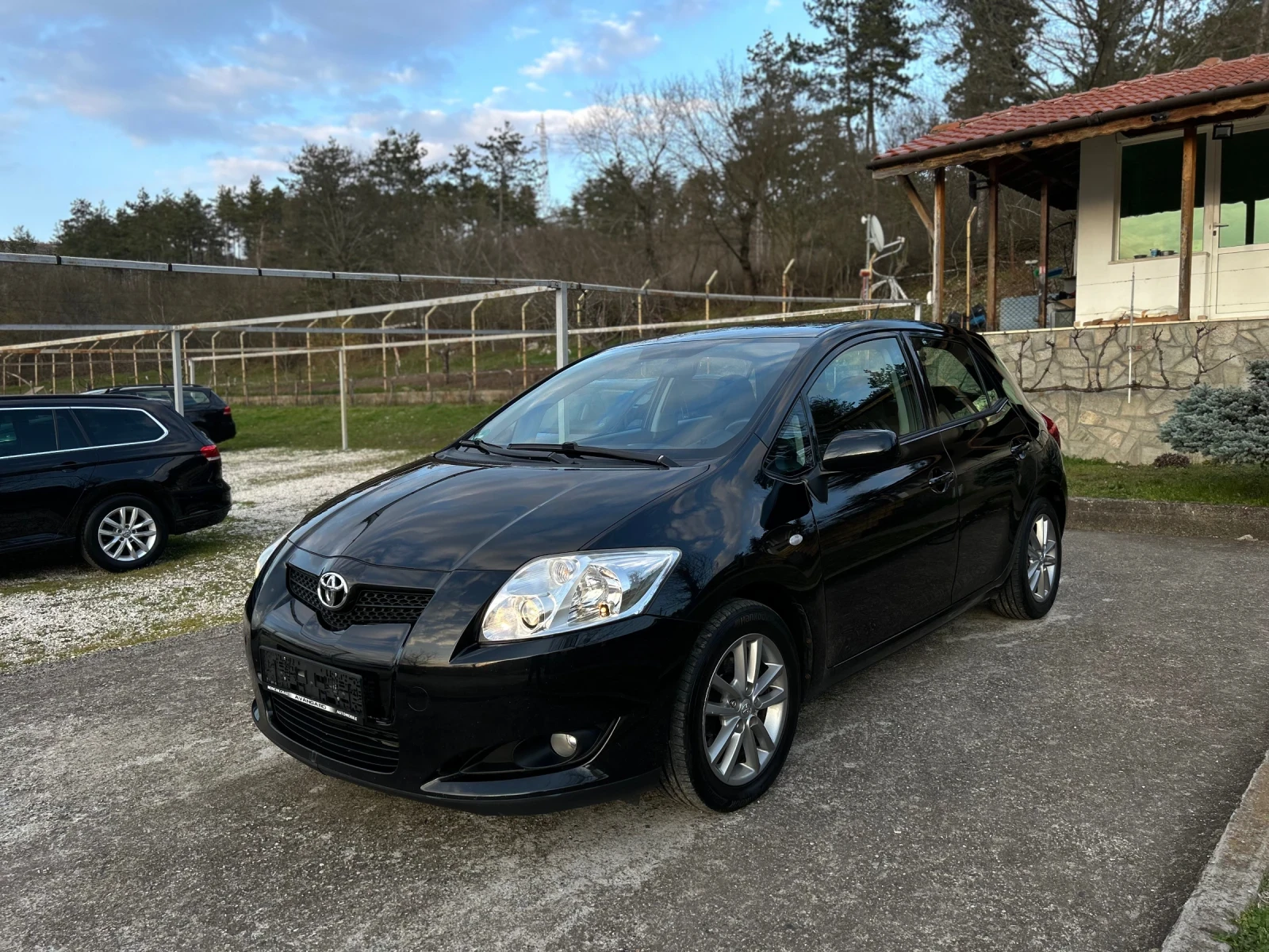 Toyota Auris 2.0 D4D | Auto.bg — изображение 1