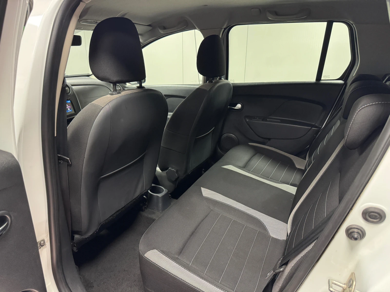 Dacia Logan Stepway 1.5 dci | Mobile.bg � ����������� 8