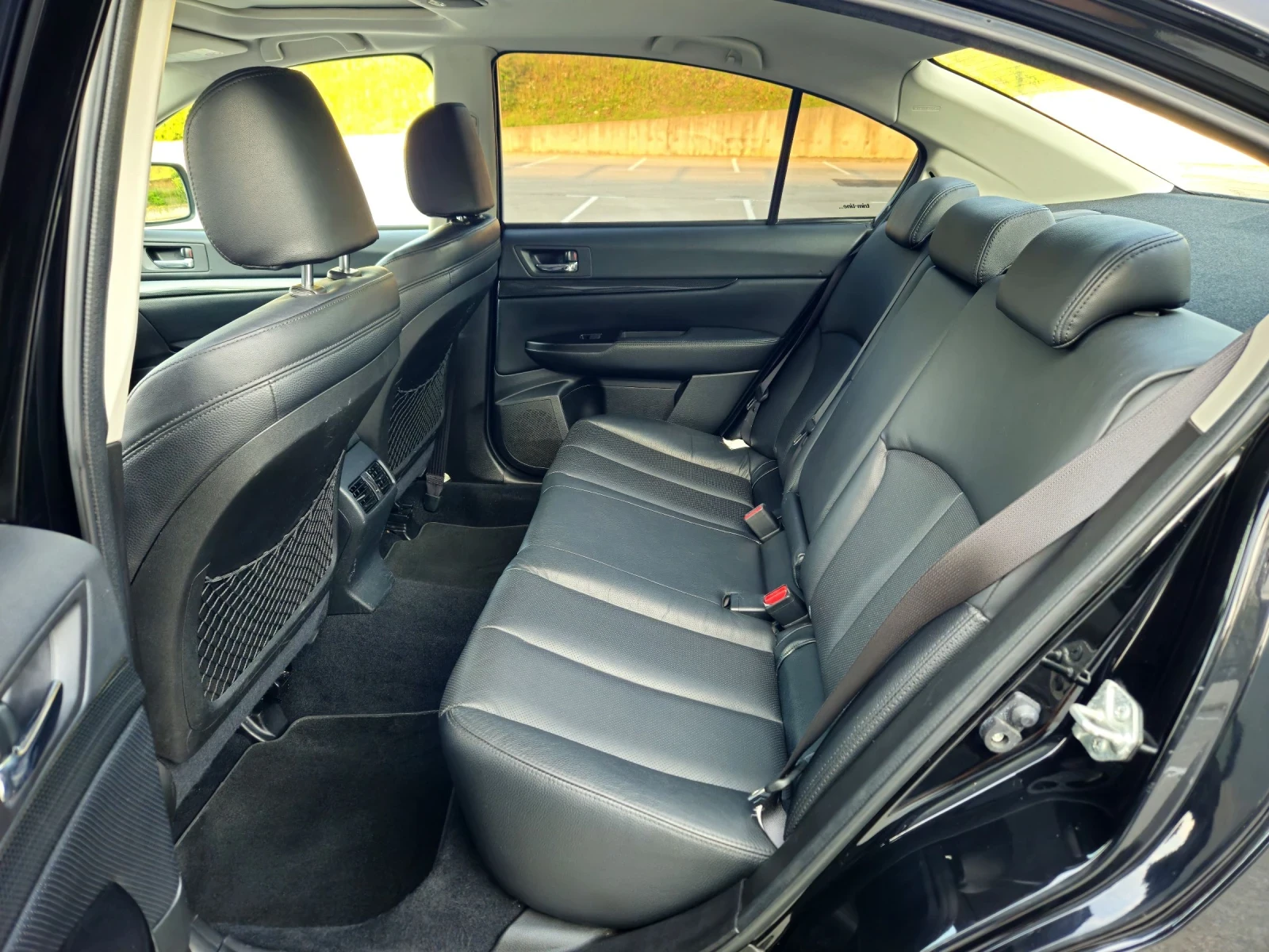 Subaru Legacy 2.5 GT седан, снимка 9 - Автомобили и джипове - 54804688