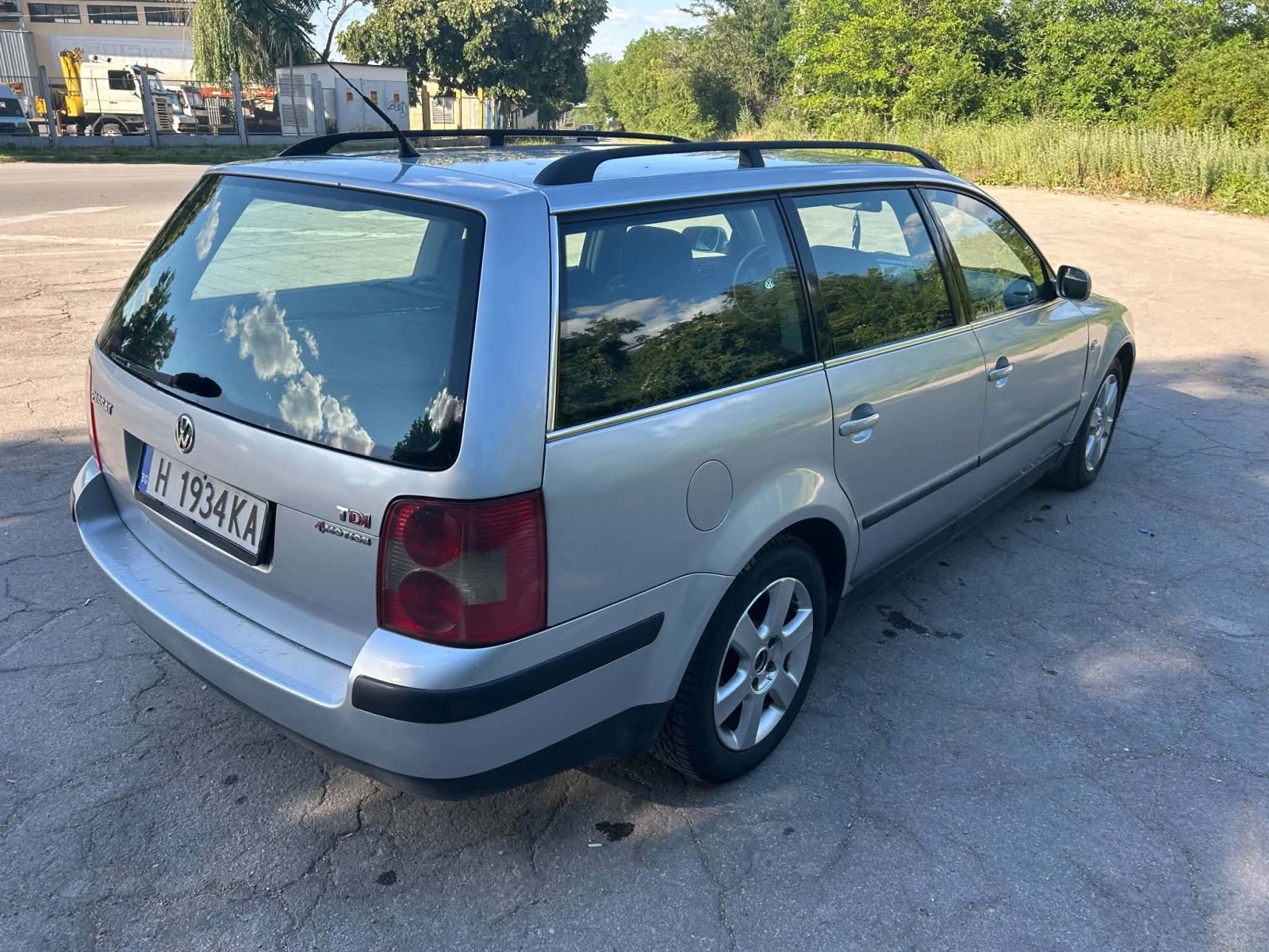 VW Passat 1.9TDI 4motion, снимка 4 - Автомобили и джипове - 55006922