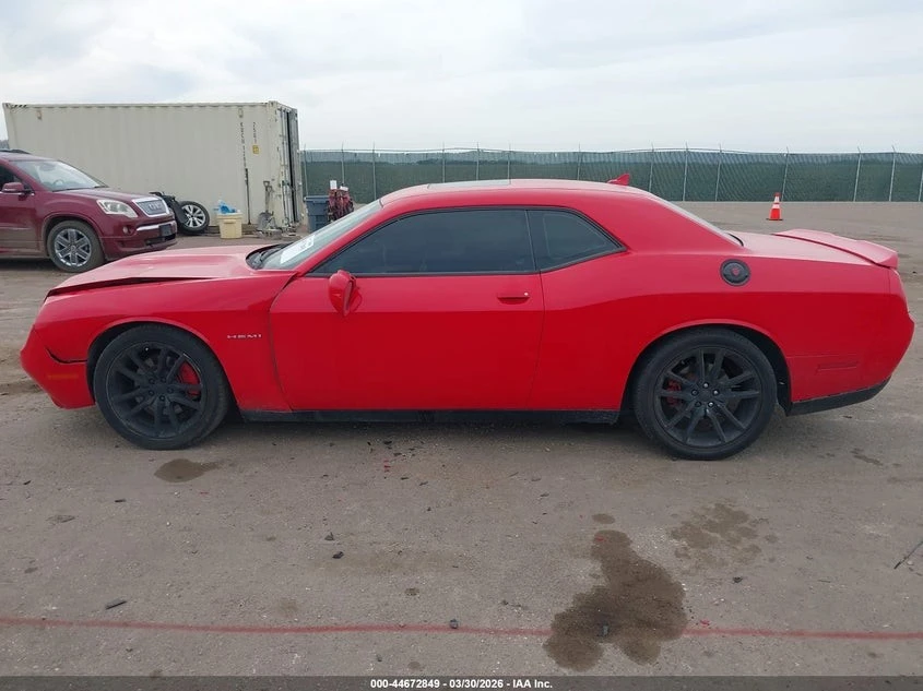 Dodge Challenger R/T АЛКАНТАРА АВТОКРЕДИТ КЛИП НА ДВИГАТЕЛ, снимка 2 - Автомобили и джипове - 55024297