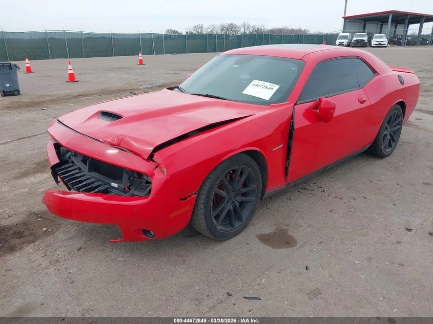 Dodge Challenger R/T АЛКАНТАРА АВТОКРЕДИТ КЛИП НА ДВИГАТЕЛ