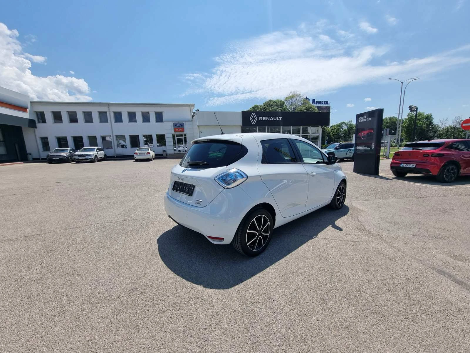 Renault Zoe INTENS 41kWh, снимка 5 - Автомобили и джипове - 55260021