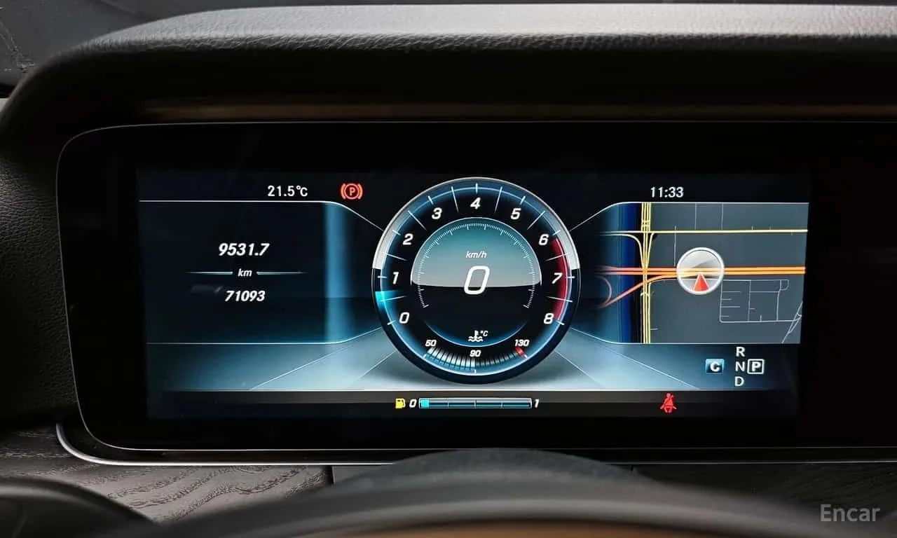 Mercedes-Benz E 300 * 63 PACK* 4MATIC Avnatgarde * ОПЦИЯ ЗА ФИНАНСИРАН, снимка 8 - Автомобили и джипове - 55570012
