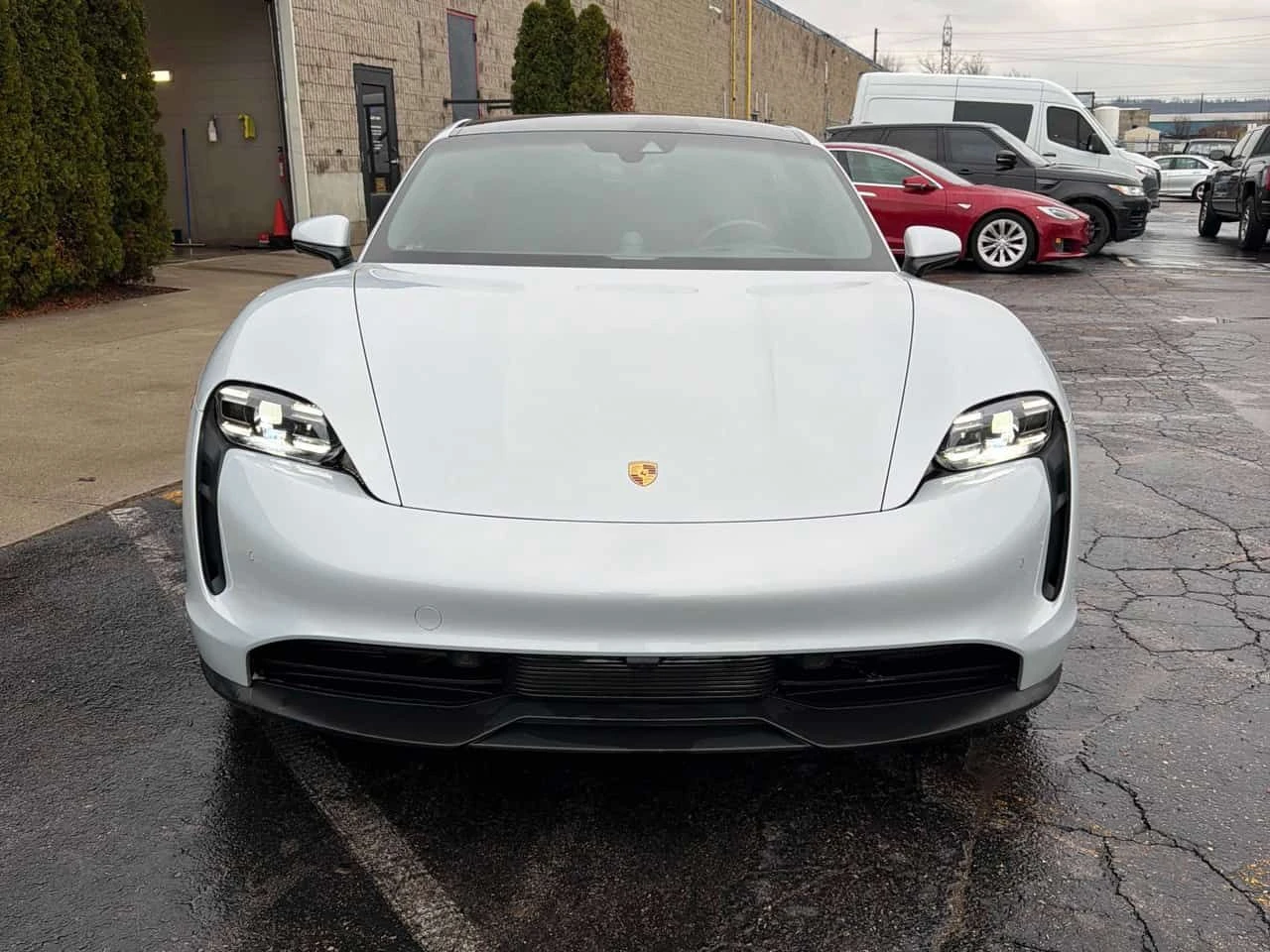 Porsche Taycan * RWD * CARFAX * ОПЦИЯ ЗА ФИНАНСИРАНЕ, снимка 6 - Автомобили и джипове - 55591769