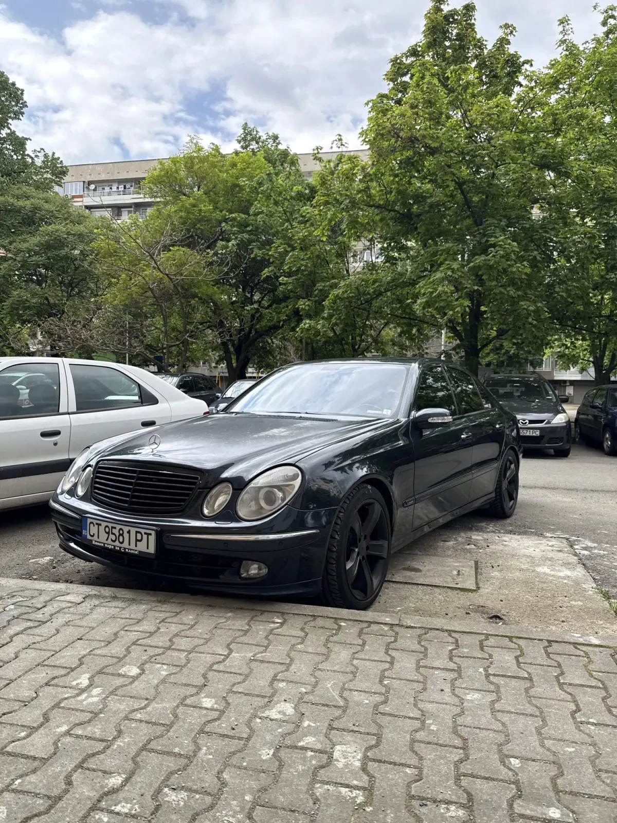 Mercedes-Benz E 320, снимка 3 - Автомобили и джипове - 55667760